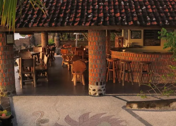 Batu Belah Bungalows And Restaurant Karangasem (Bali)
