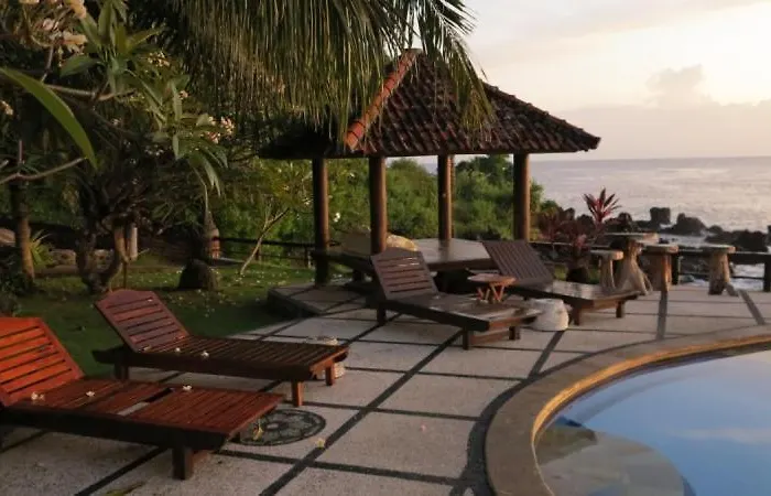 Resort Batu Belah Bungalows And Restaurant Karangasem (Bali)