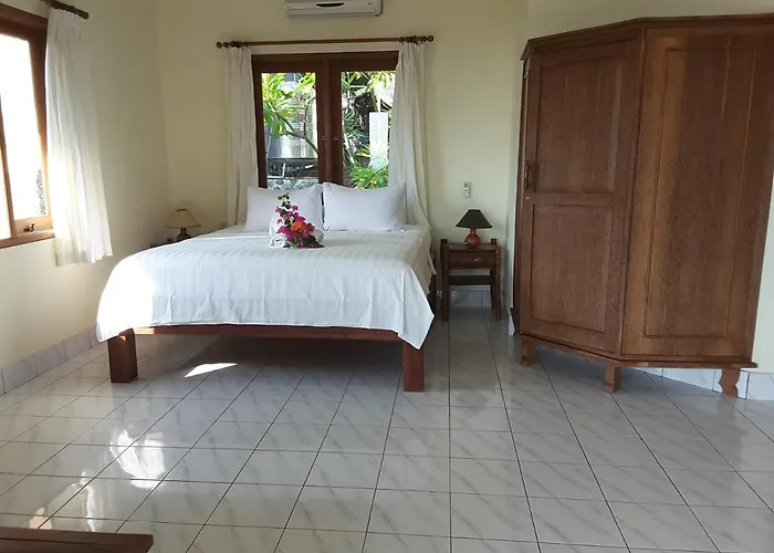 Batu Belah Bungalows And Restaurant *